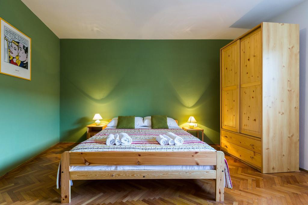 Lavender Apt. W. Balcony In Old Town 扎达尔 客房 照片