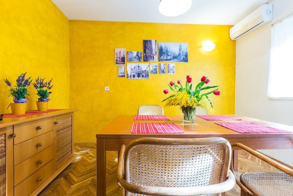 Lavender Apt. W. Balcony In Old Town 扎达尔 客房 照片